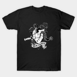 Love hurts T-Shirt